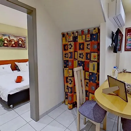 Vbyonyx Olmeto (Corsica)