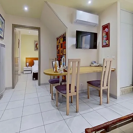 Vbyonyx Olmeto (Corsica)