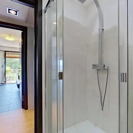 Vbyonyx Apartmán Olmeto (Corsica)