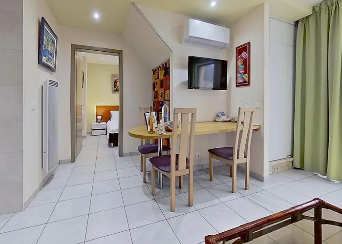 Vbyonyx Olmeto (Corsica)